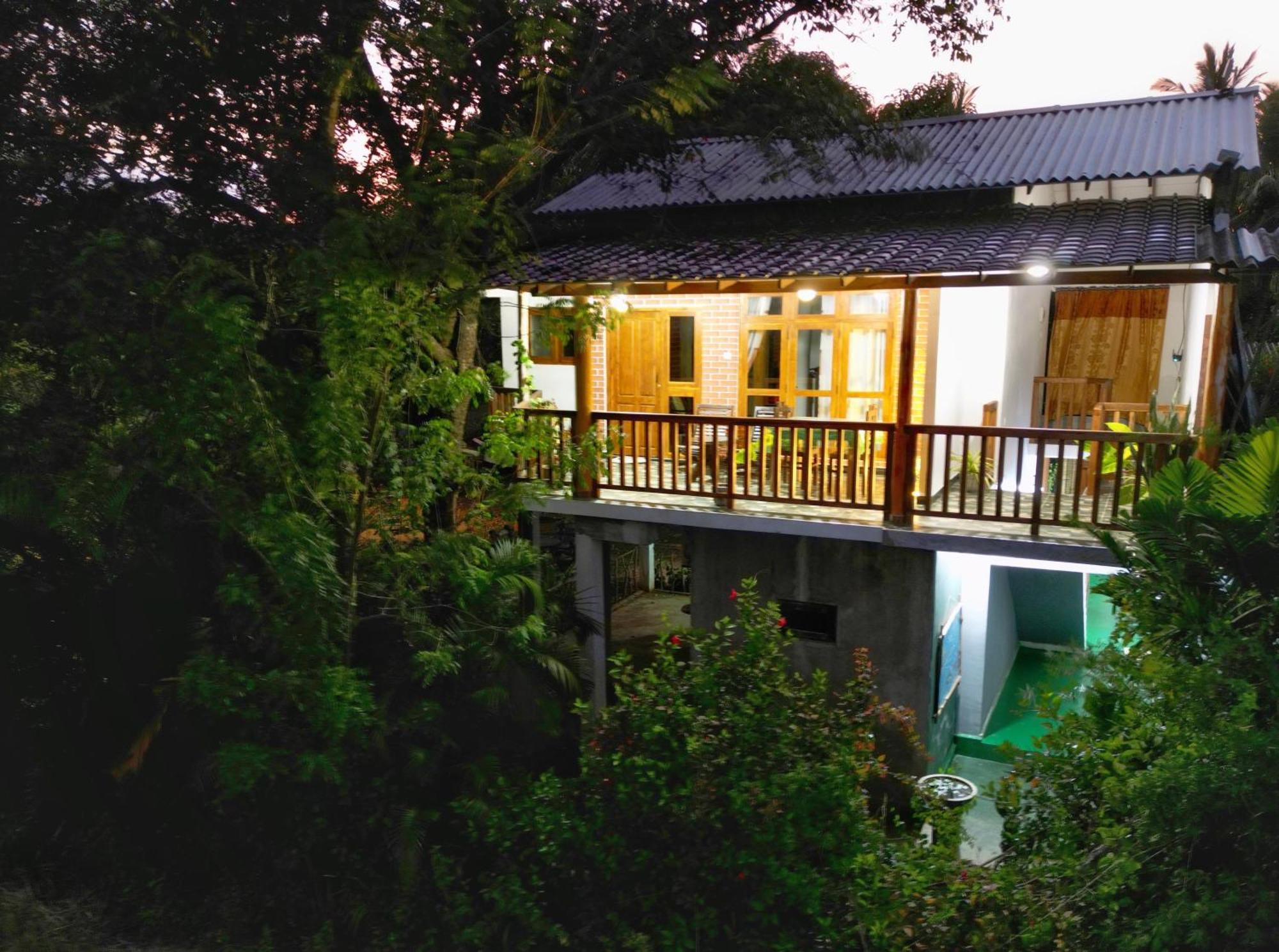 Sigiri Dilu Villa Sigiriya Ngoại thất bức ảnh
